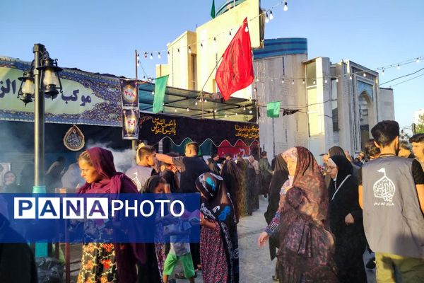 کبوتر وار می‌آیم به آب و دانه‌ای دل خوش