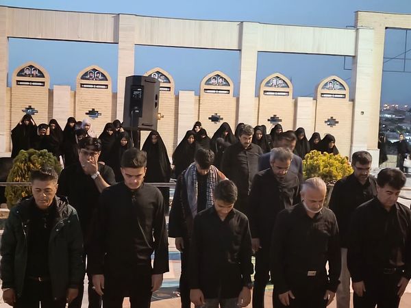 عزاداری روز دوم محرم در گلزار شهدای درق 