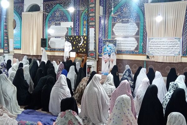 اعتکاف دانش‌آموزی درشهرستان مرزی پارس آباد 