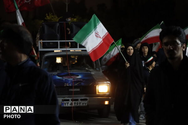 شب اربعین قائد امت اسلام در دانشگاه آزاد اسلامی مشهد