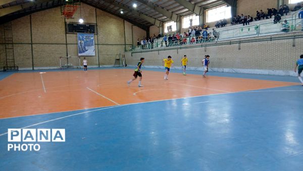 اختتامیه «جام اقتدار» فوتسال شهرستان‌های ساوجبلاغ و چهارباغ