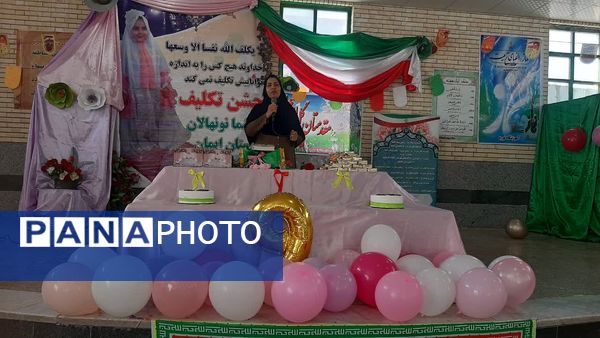 طلیعه بندگی «جشن تکلیف» دختران آموزشگاه نوریه جیرفت