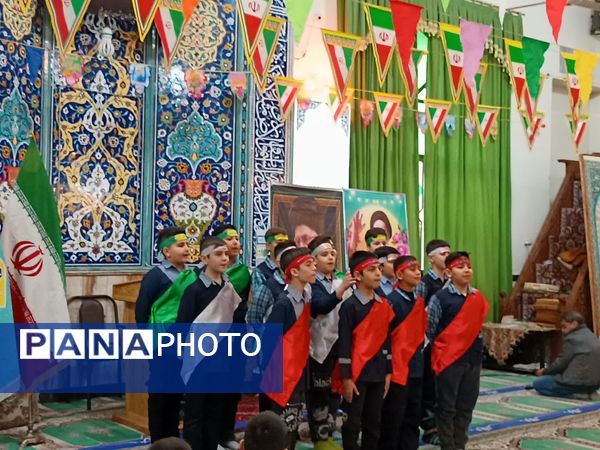 تقدیر از دانش‌آموزان برتر نهج البلاغه ناحیه 4 کرج