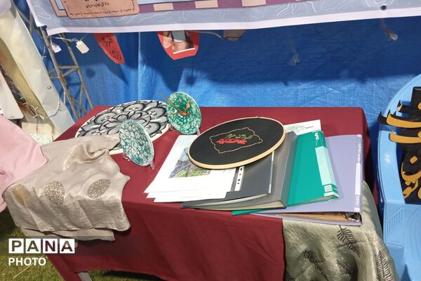 نمایشگاه هفته مشاغل هنرستان سعادت پردیس