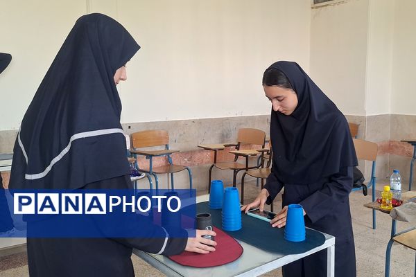 مسابقات بازی‌های فکری رویش دختران مرحله استانی در شیراز