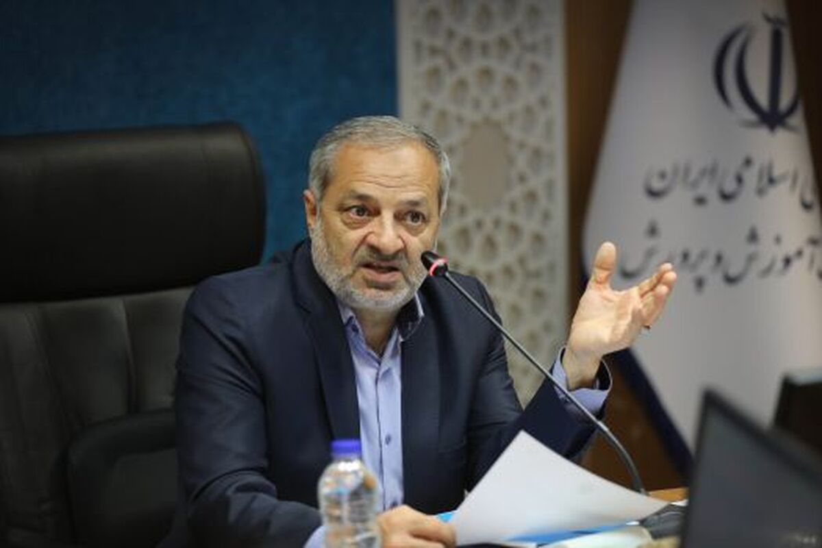 مصمم هستیم مسائل دانشگاه فرهنگیان در حوزه نرم‌افزاری و سخت‌افزاری به سرعت و با زمان‌بندی مشخص برطرف شود