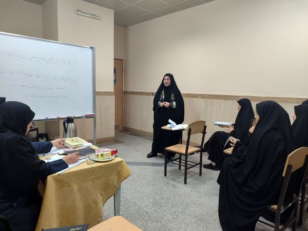 مسابقات قرآن و عترت متوسطه دوم در شهرستان کاشمر 