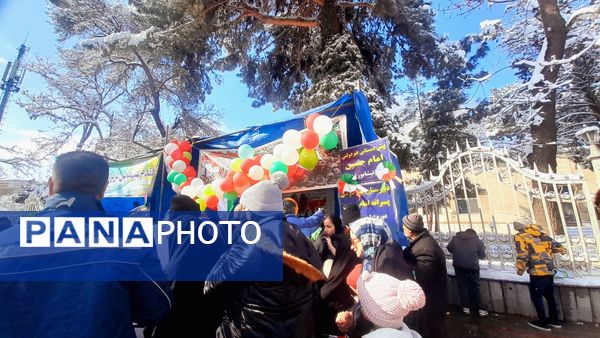 حماسه‌آفرینی مردم دیار عطار و خیام