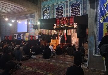 مراسم شب ۱۹ ماه رمضان در مسجد جامع نیشابور 
