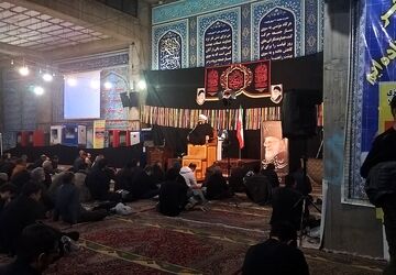 مراسم شب ۱۹ ماه رمضان در مسجد جامع نیشابور 