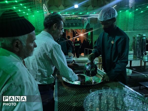 وقتی طعمِ چای، بویِ روضه می‌دهد؛ ۱۸۳ شب عاشقی در نیشابور