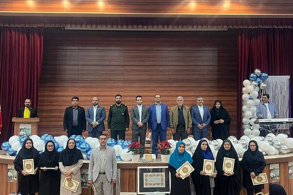 همایش بزرگ تجلیل از معلمان برتر و سرآمد در رودهن 