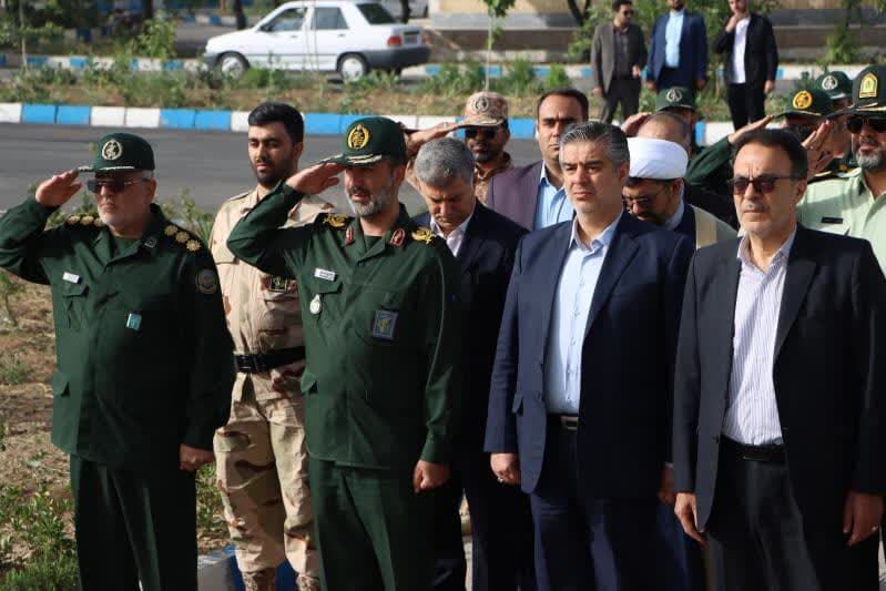 برگزاری صبحگاه مشترک نیروهای مسلح استان مرکزی به‌مناسبت سالروز آزادسازی خرمشهر 