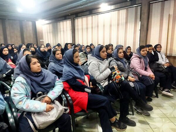 اردوی تمشک فرصتی برای رشد و شکوفایی استعدادهای دانش آموزان
