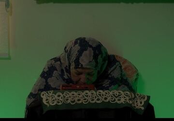 مادر، مستند شد/ صدای تپش قلب مادری برای فرزندان دخترش، ایران