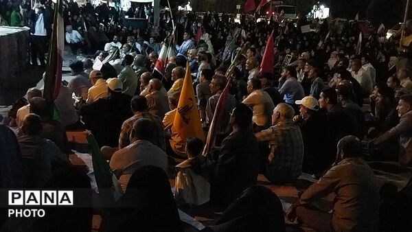 دویست و دو شب مقاومت در بلوار فضل نیشابور 