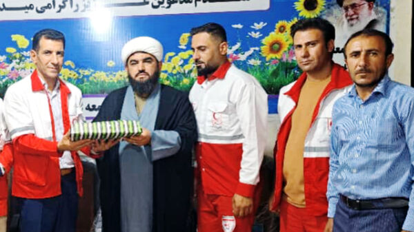  دیدار رئیس و کارکنان جمعیت هلال احمر با امام جمعه مارگون