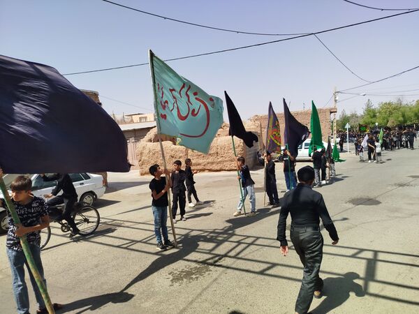 حضور پر شور کودکان و نوجوانان روستای فدافن در هیئت‌ها