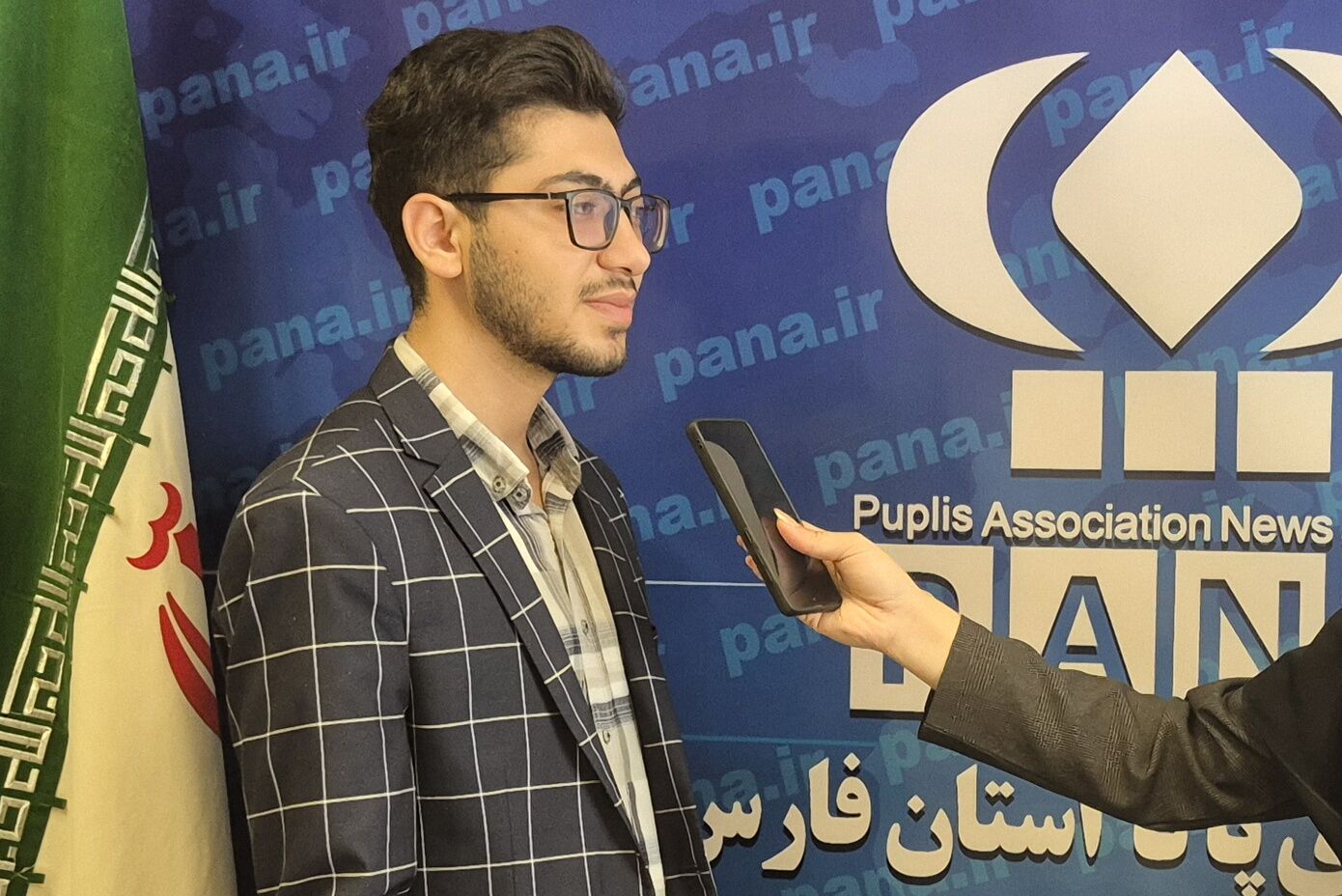 مستند «شیراز؛ شهر راز» با مشارکت گروهی خبرنگاران پانا فارس در حال تولید است
