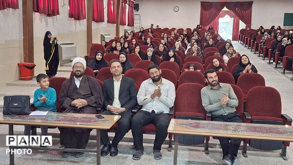 افتتاحیه محفل هفتگی دخترانه مشکات در شهرستان فریدن