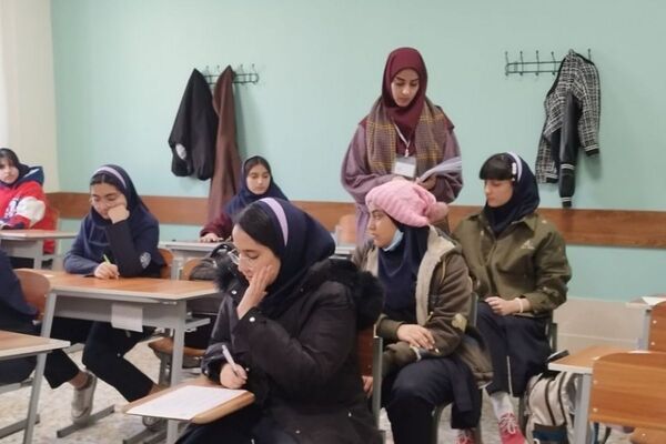 آزمون پایش و درخشش فرزانگان شهریار