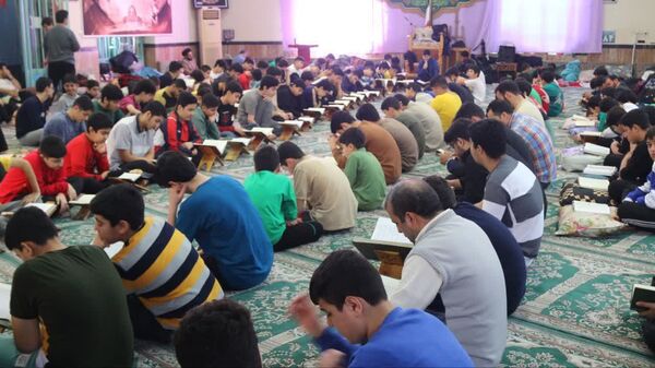 اعتکاف دانش‌آموزی در قائمشهر