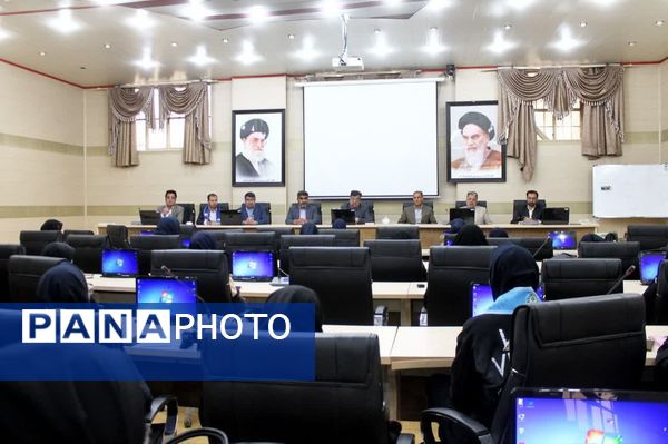 شور و نشاط در سیزدهمین دوره انتخابات شورای دانش‌آموزی کرمان