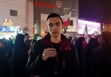 اجتماع شبانه دانش آموزان در میدان توحید قم