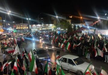 میدانداری در میدان آزادی؛ وقتی عشق به وطن با خدمت فرهنگیان گره می‌خورد