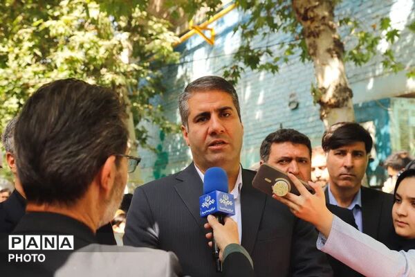 نقش‌آفرینی مناطق ۱۹گانه در افتتاحیه پایگاه‌های تابستانی دانش‌آموزان تهران