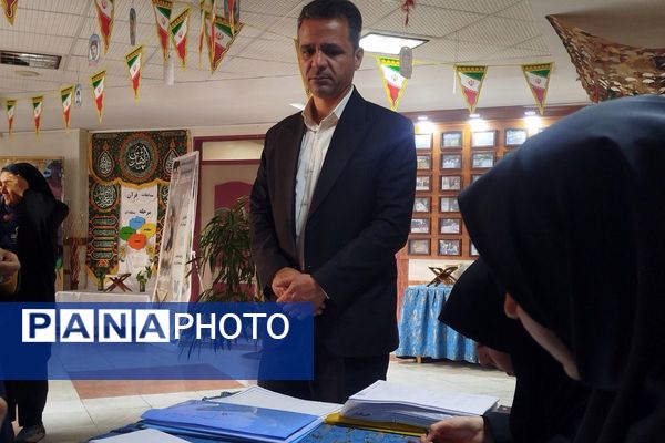  مسابقات قرآن و عترت دانش‌آموزی با حضور پرشور آینده‌سازان