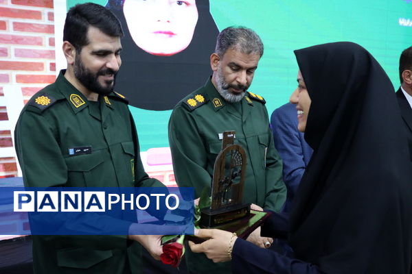 تجلیل از معلمان نمونه استان بوشهر 