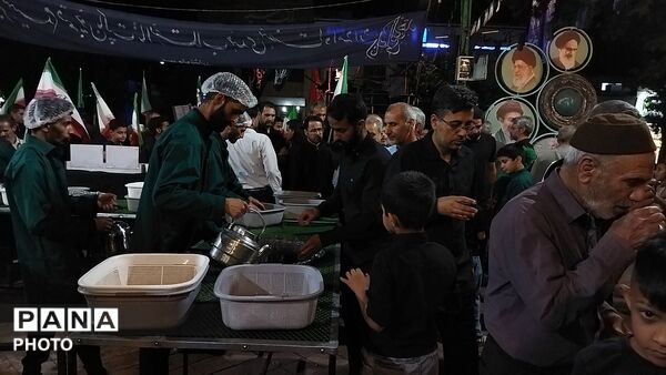 چایخانه حضرت زهرا (س) در اولین شب از ماه محرم 