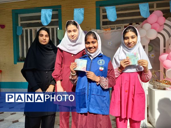 جشن نیمه‌شعبان در دبستان مریم؛ تجلی شادی، خلاقیت و ارادت به امام زمان(عج)