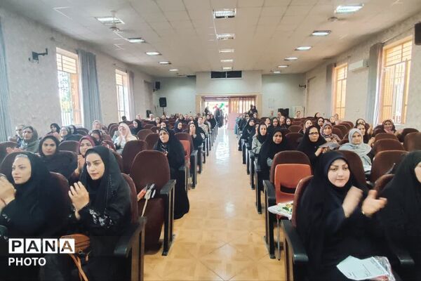انتخابات انجمن اولیا و مربیان دبیرستان شاهد ۱۶