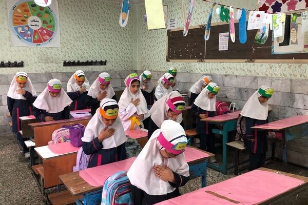 هم‌اندیشی حراست و معلمان برای ارتقای آگاهی؛ کارگاه آموزشی در دبستان هدی