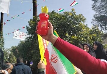 حضور پرشور نسل Z انقلابی در راهپیمایی پیروزی انقلاب اسلامی