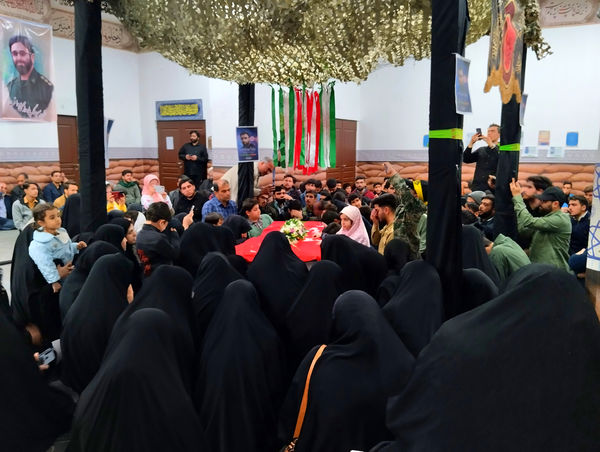 وداع با پیکر شهید «محسن صداقت» در معراج الشهدای قم