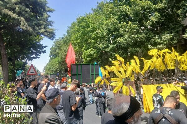 طنین صدای «یا حسین» در آسمان شهر
