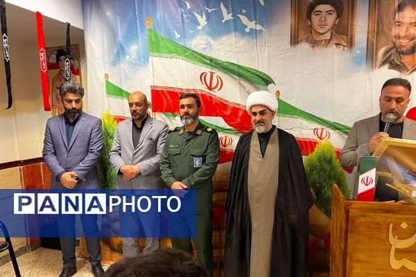 افتتاح یادمان شهدای دانش آموزی در مدرسه تسنیم پردیس