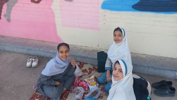 شادی و نشاط در روز جهانی کودک در دبستان لطیفه 