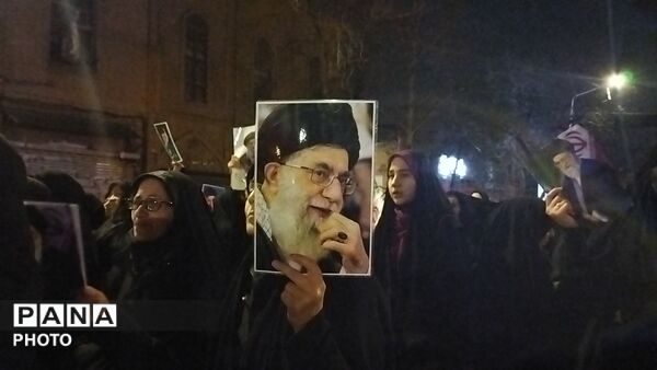 قاب هایی از حضورـ۳