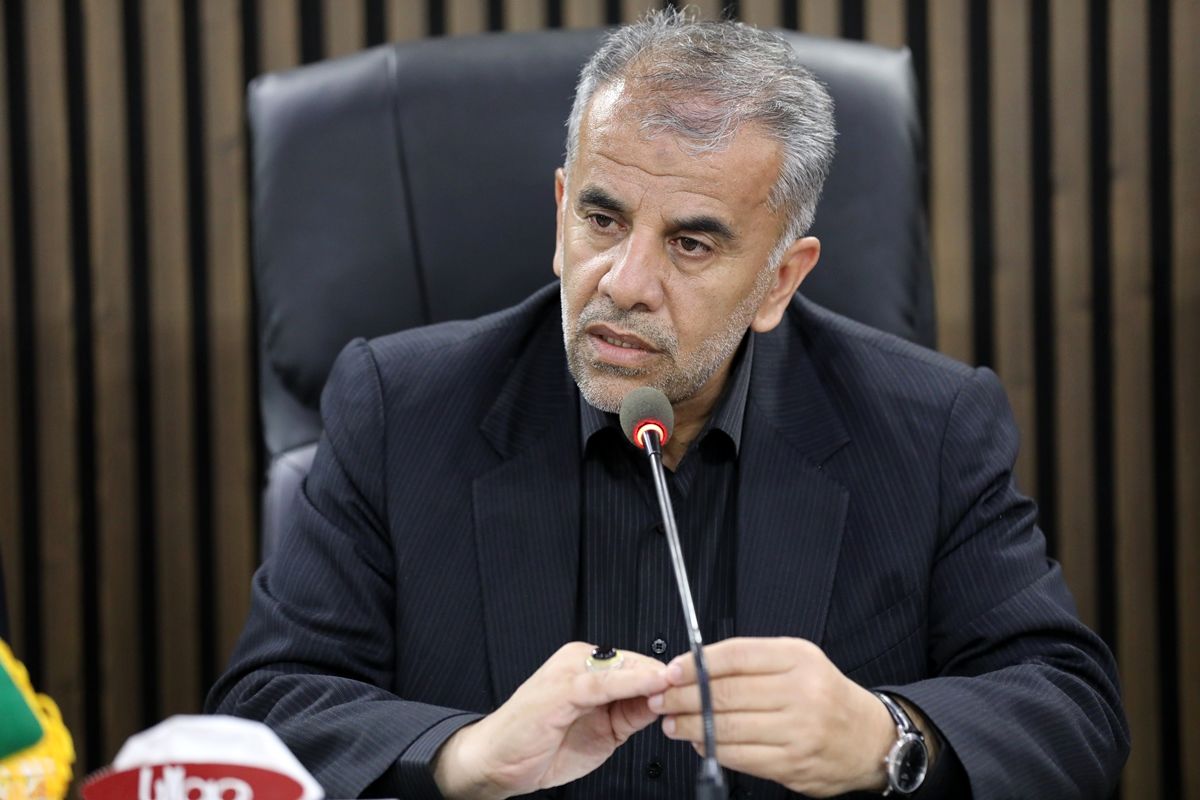 با متخلفین جعل اسناد و مدارک تحصیلی به شدیدترین حالت برخورد کنید