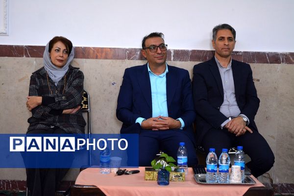 مدرسه حکمت میزبان هفته کتابخوانی