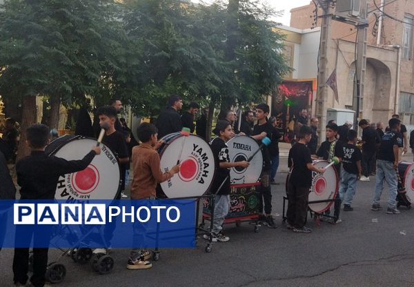 برگزاری هیئت عزاداری سید شهدا اباعبداللّه حسین (ع) در خلیل آباد 