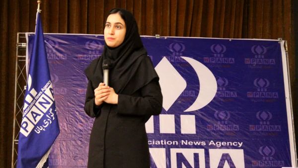 دوره آموزش خبر نویسی دختران ناحیه ۲ کرمان