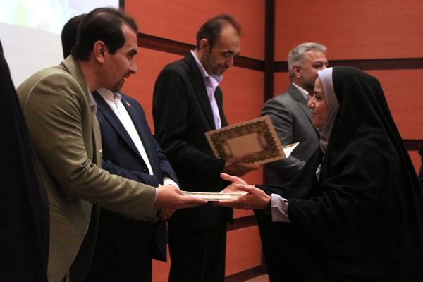 اختتامیه طرح‌ها و برنامه‌های آموزشی مقطع ابتدایی در بهارستان‌دو