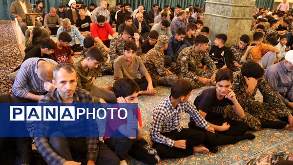 نماز جمعه سیاسی دشمن شکن بندپی شرقی با حضور نوجوانان و جوانان بسیجی