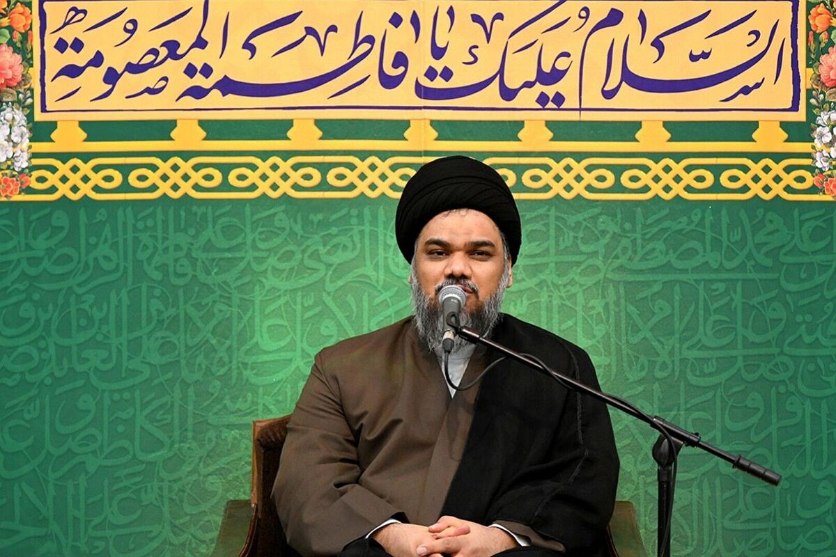 ویژه برنامه ولادت با سعادت حضرت معصومه (س) در آستان مقدس سید الکریم با حضور خادمین حرم حضرت فاطمه معصومه