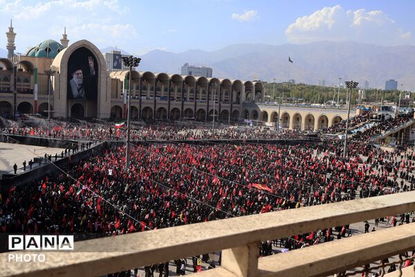 طنینِ حماسه و اندوه در مصلی؛ میزبانیِ دارالشهدای تهران از زائرانِ رهبر شهید